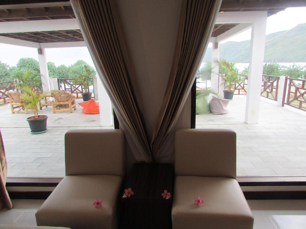 Friends Beach Hotel Kuta  Екстер'єр фото