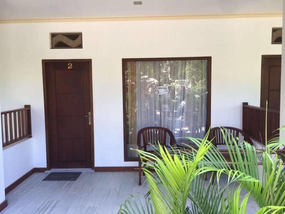 Friends Beach Hotel Kuta  Екстер'єр фото