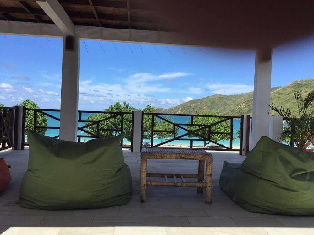 Friends Beach Hotel Kuta  Екстер'єр фото