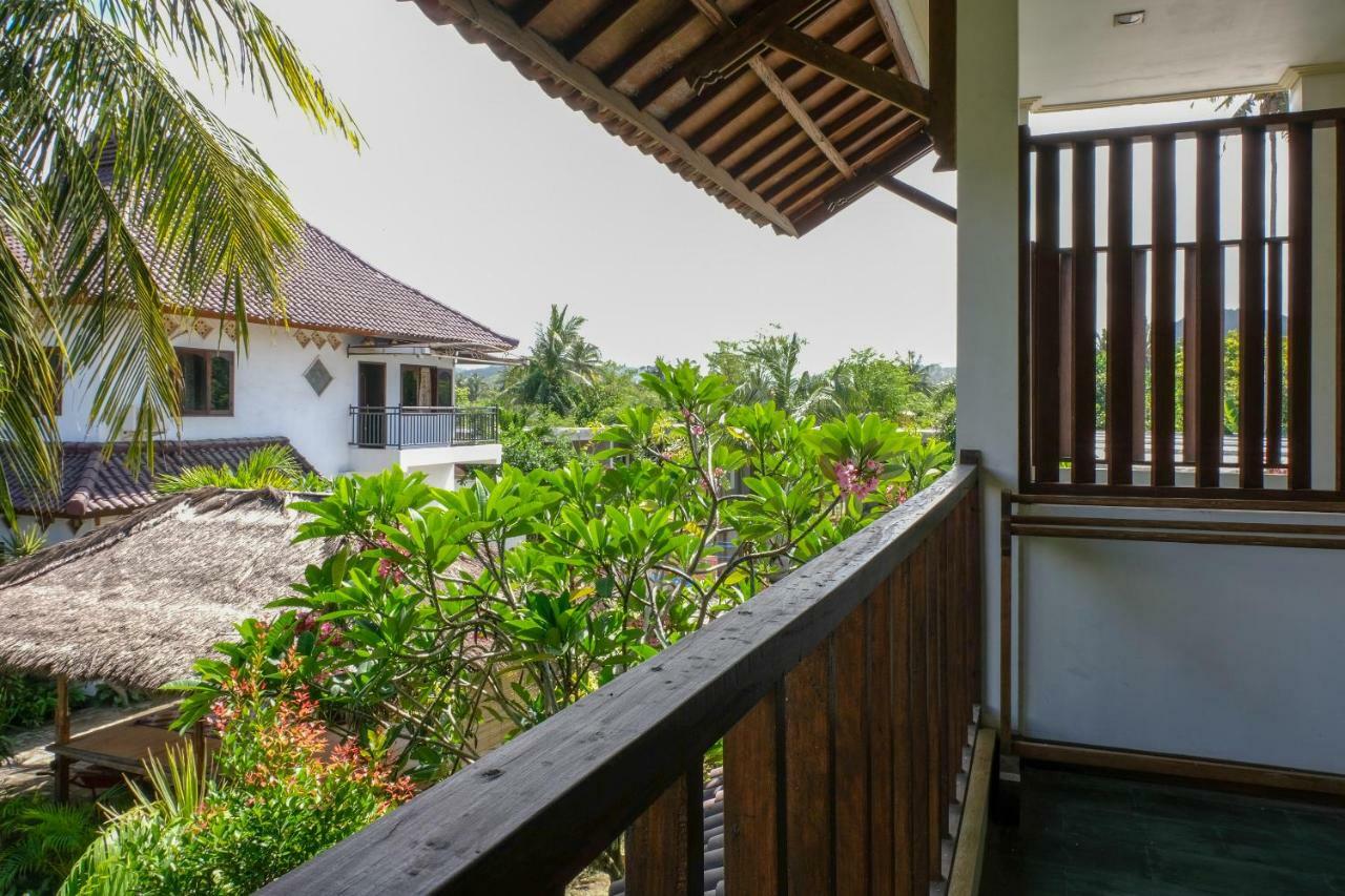 Friends Beach Hotel Kuta  Екстер'єр фото