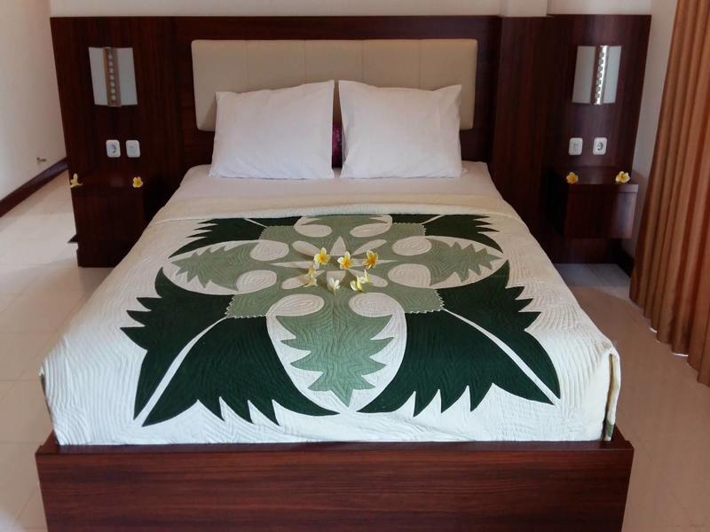 Friends Beach Hotel Kuta  Екстер'єр фото