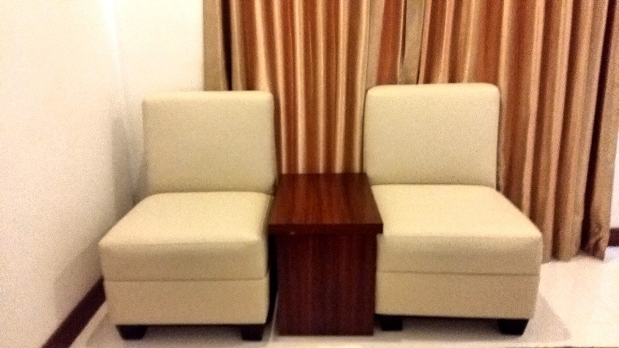 Friends Beach Hotel Kuta  Екстер'єр фото