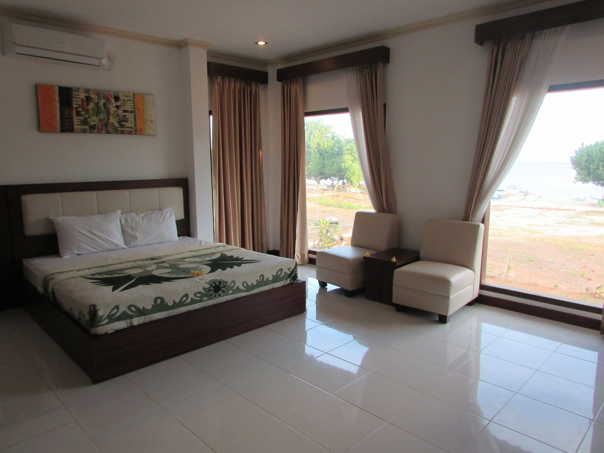 Friends Beach Hotel Kuta  Екстер'єр фото