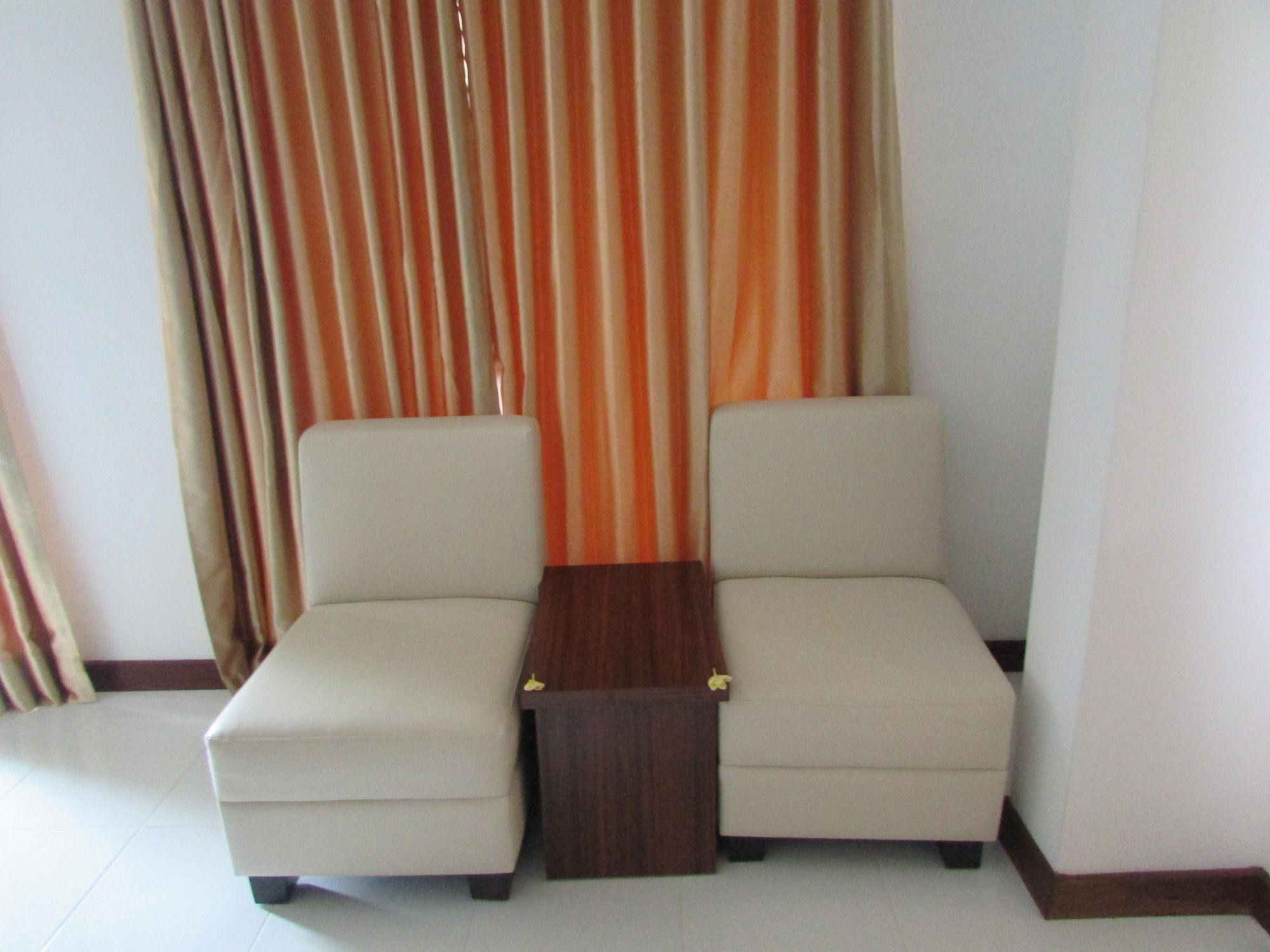 Friends Beach Hotel Kuta  Екстер'єр фото